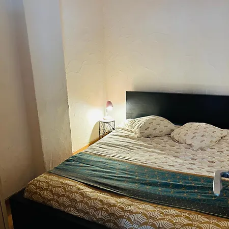 Apartment , A Deux Pas Du Castillet -appart T3 -75m2 A 10min De Plages *