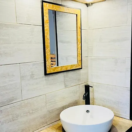 , A Deux Pas Du Castillet -appart T3 -75m2 A 10min De Plages