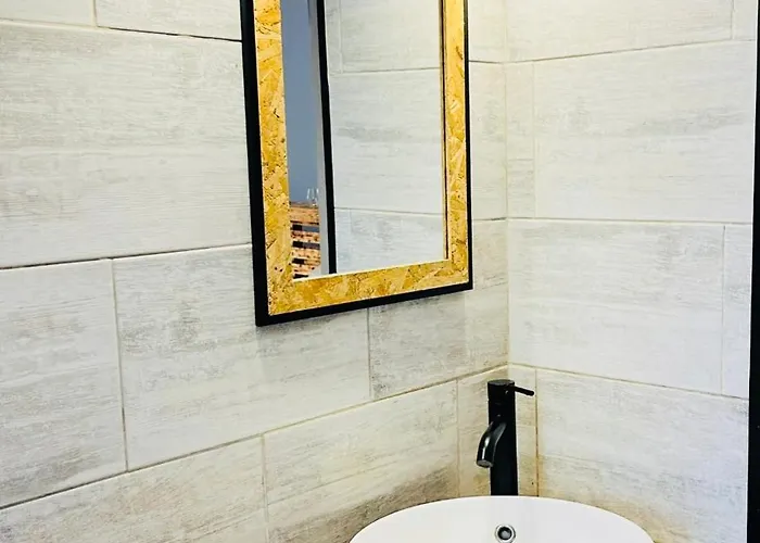 , A Deux Pas Du Castillet , T3 ,75m2 A 10min De Plages